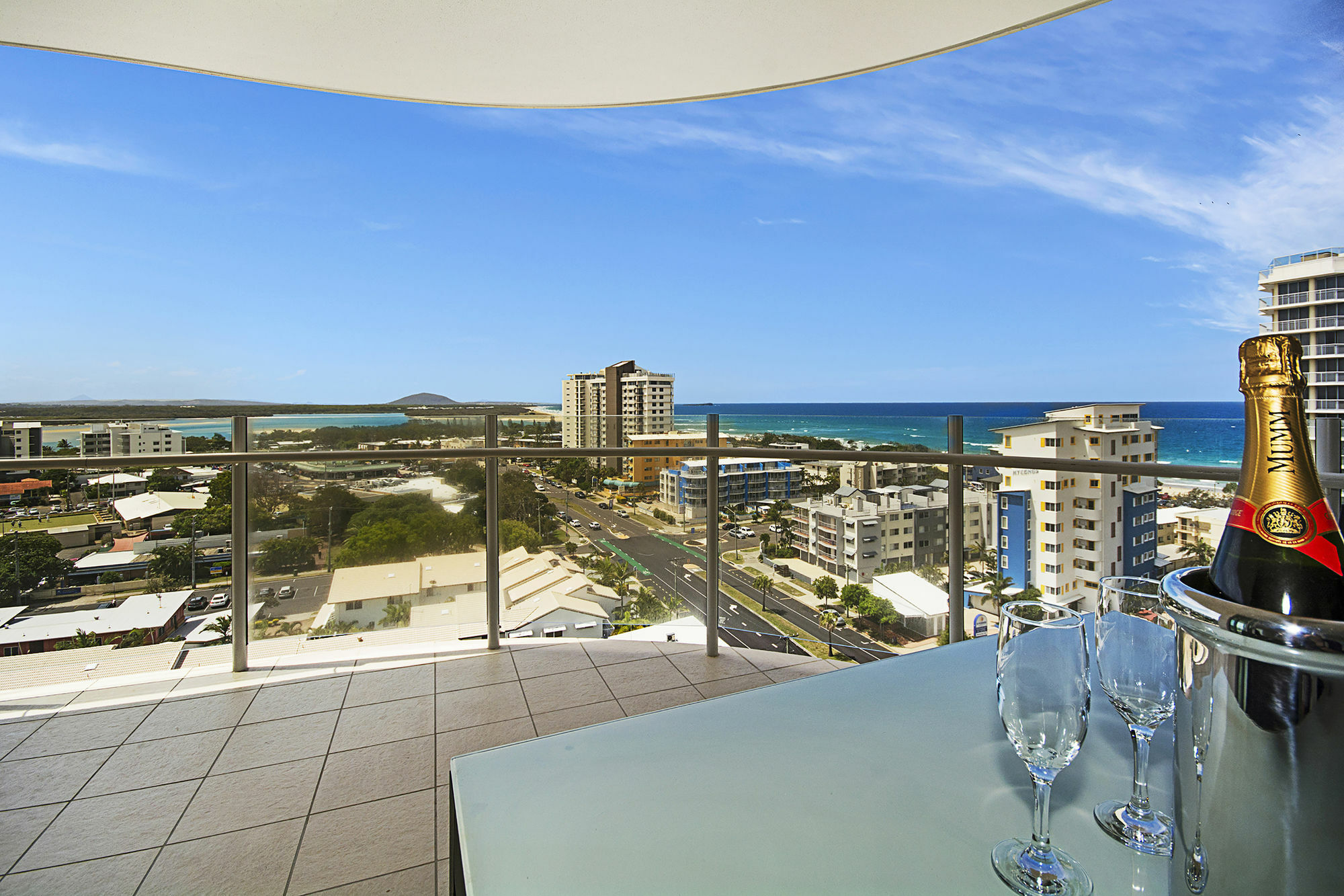 Aqua Vista Resort Maroochydore Esterno foto
